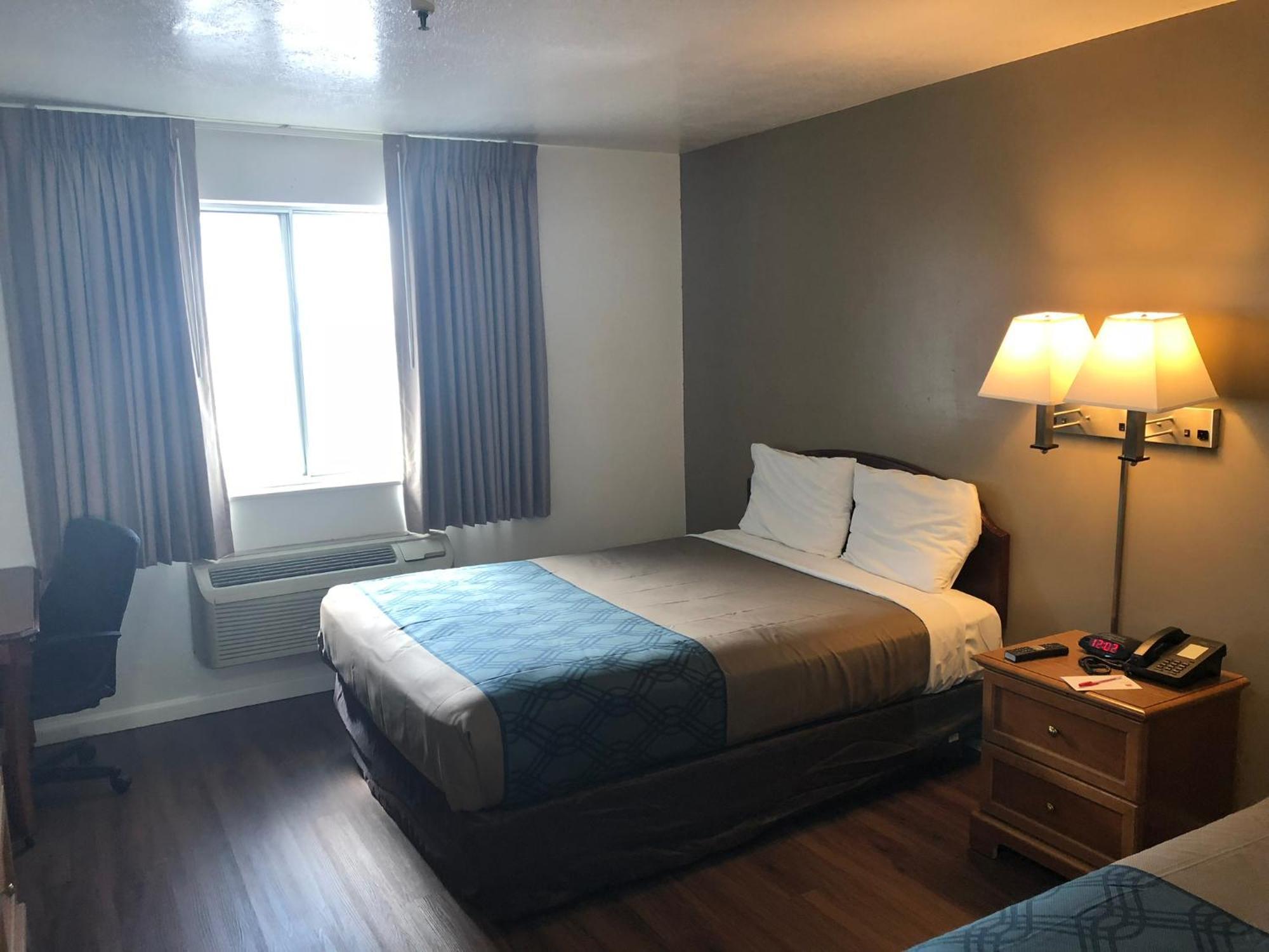 Clearfield Ameri-Stay Inn & Suites מראה חיצוני תמונה